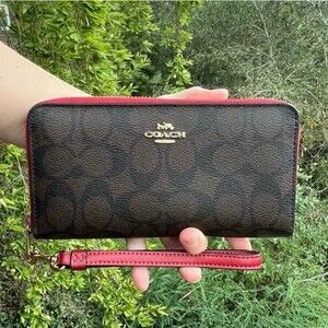 COACH Long Zip-Around Wallet Signature Canvas Detachable Wrist-strap AUTHENTIC